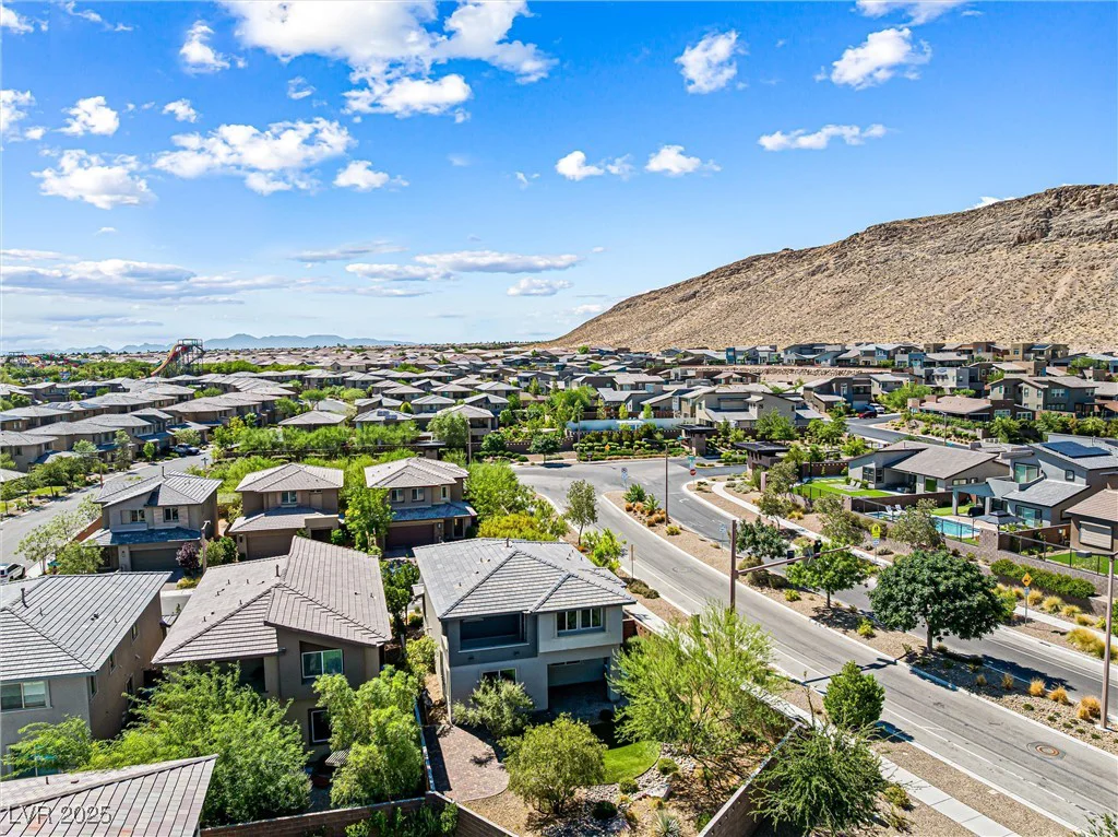 7017 Pearl Hilltop, Las Vegas, NV 89148
