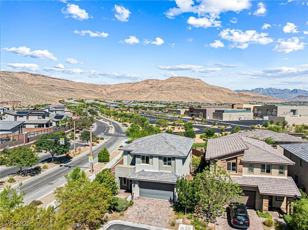 7017 Pearl Hilltop, Las Vegas, NV 89148