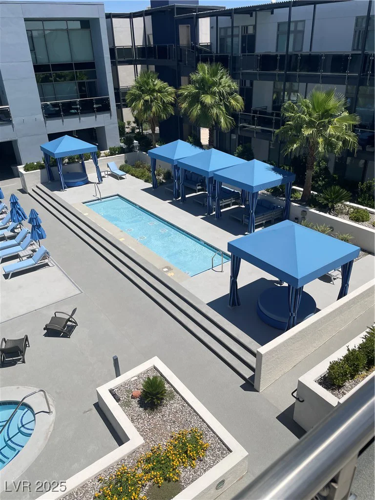 8925 Flamingo, Las Vegas, NV 89147