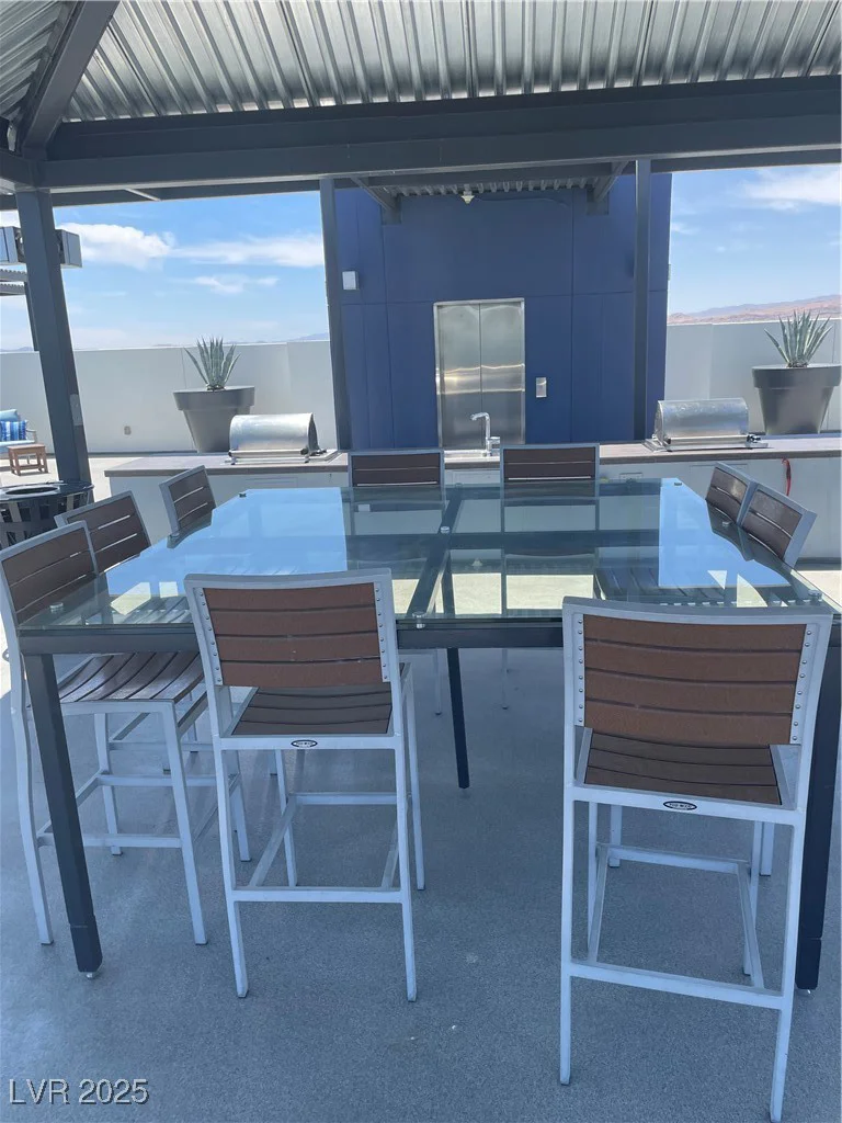 8925 Flamingo, Las Vegas, NV 89147