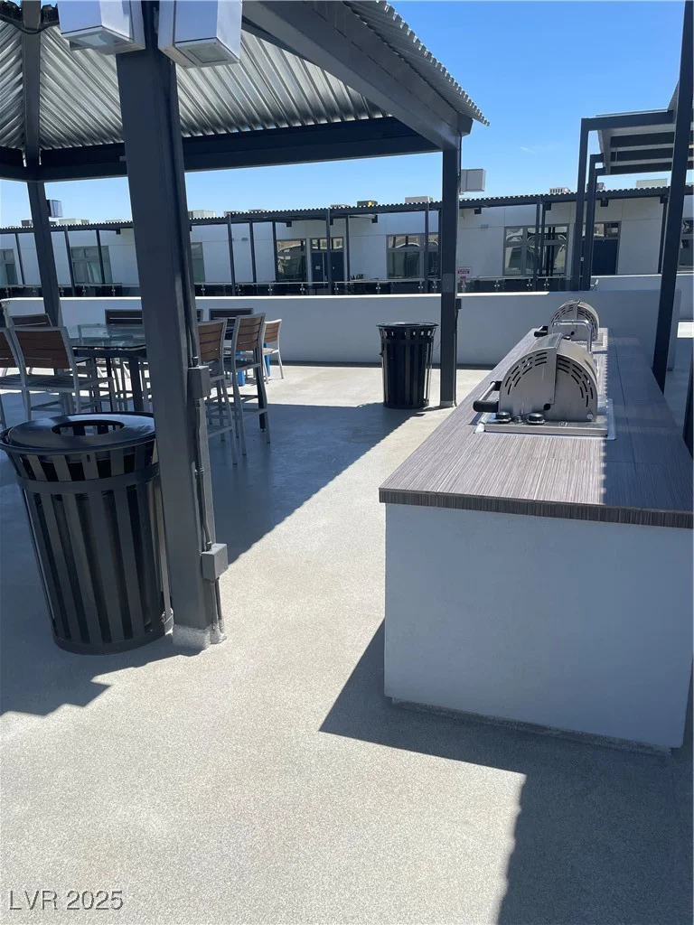8925 Flamingo, Las Vegas, NV 89147