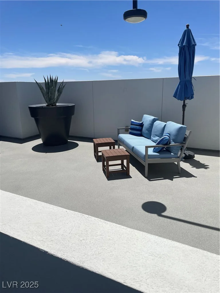 8925 Flamingo, Las Vegas, NV 89147