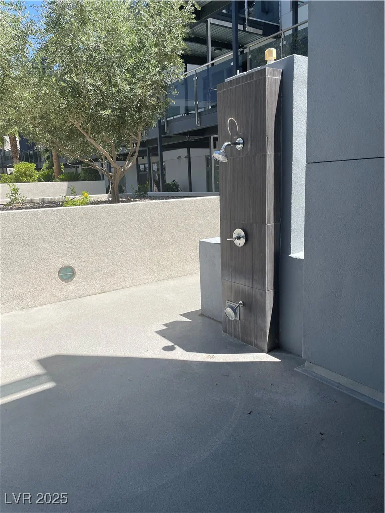 8925 Flamingo, Las Vegas, NV 89147