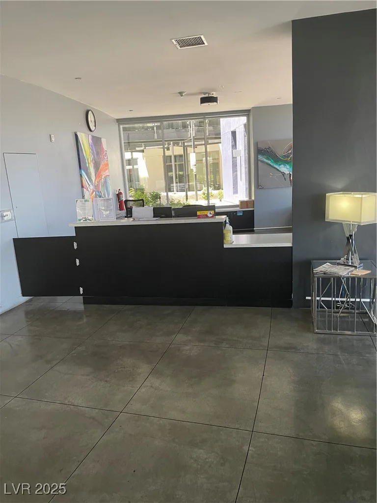 8925 Flamingo, Las Vegas, NV 89147