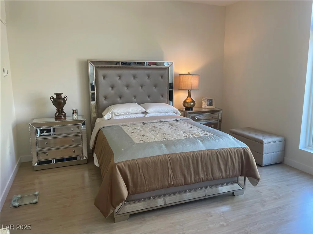 8925 Flamingo, Las Vegas, NV 89147