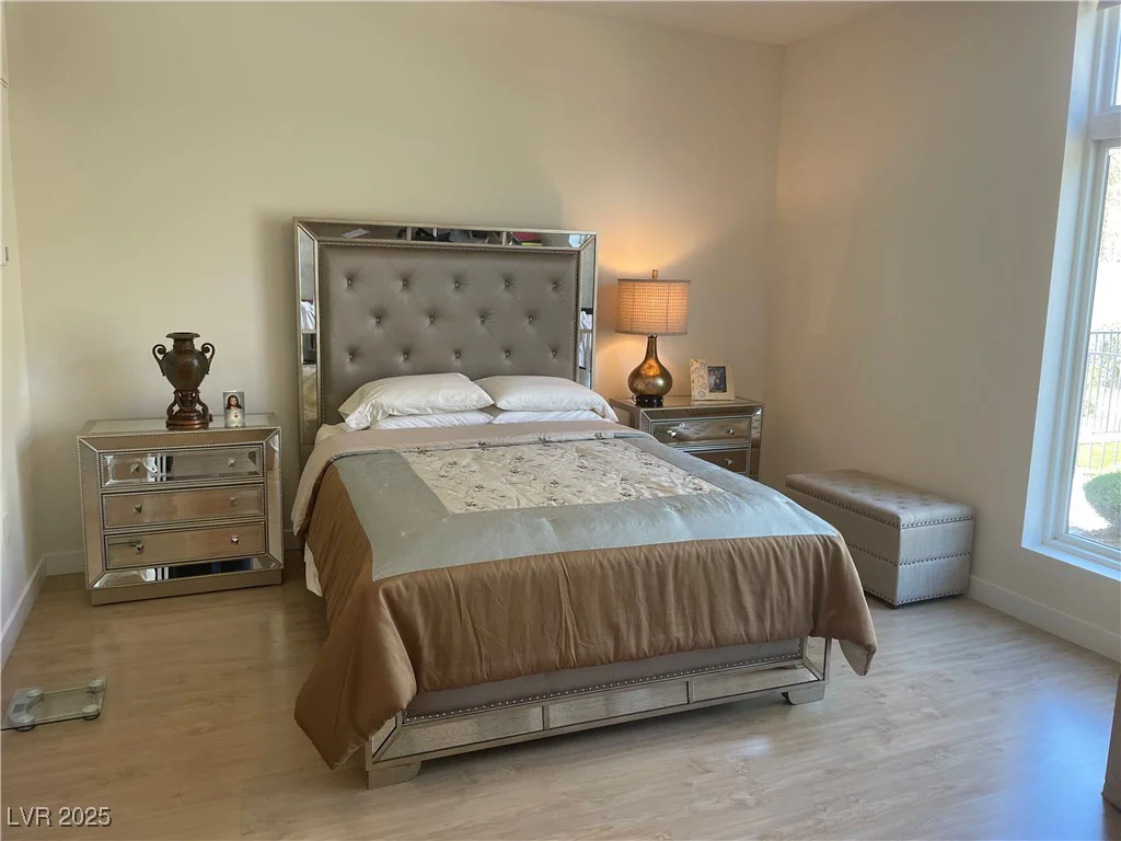 8925 Flamingo, Las Vegas, NV 89147