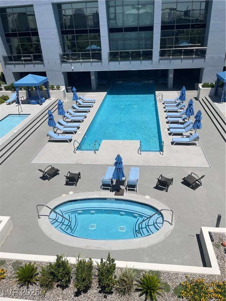 8925 Flamingo, Las Vegas, NV 89147