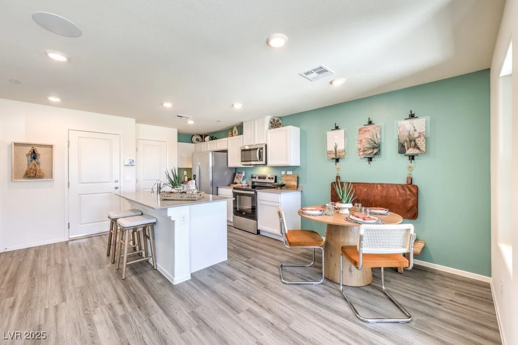 6197 Hibiscus Garden, North Las Vegas, NV 89081