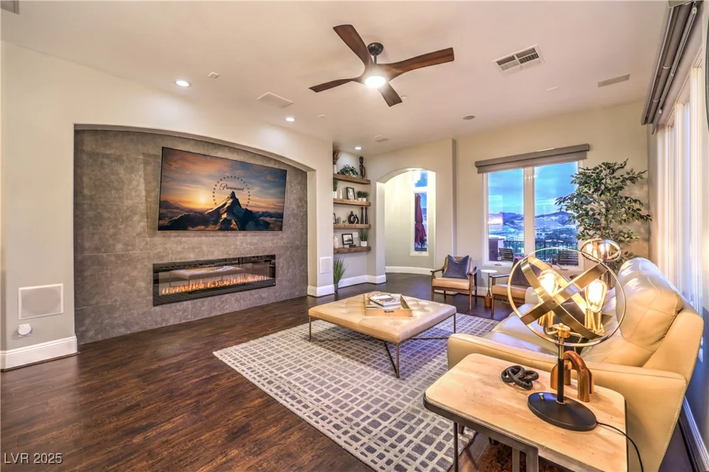 47 Strada Principale, Henderson, NV 89011