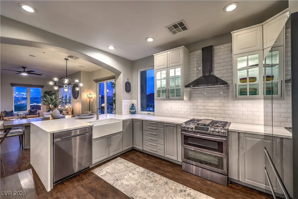 47 Strada Principale, Henderson, NV 89011