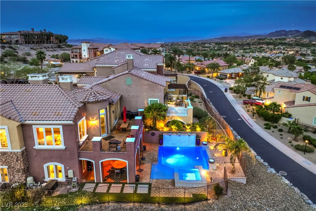 47 Strada Principale, Henderson, NV 89011