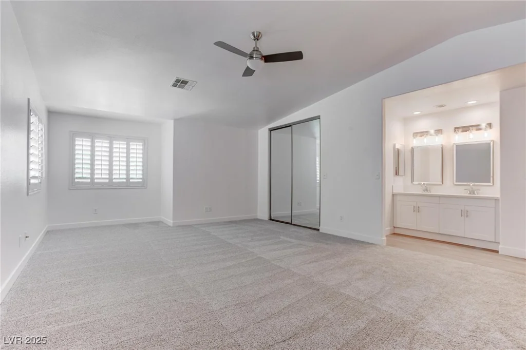 5811 Pack, Las Vegas, NV 89118