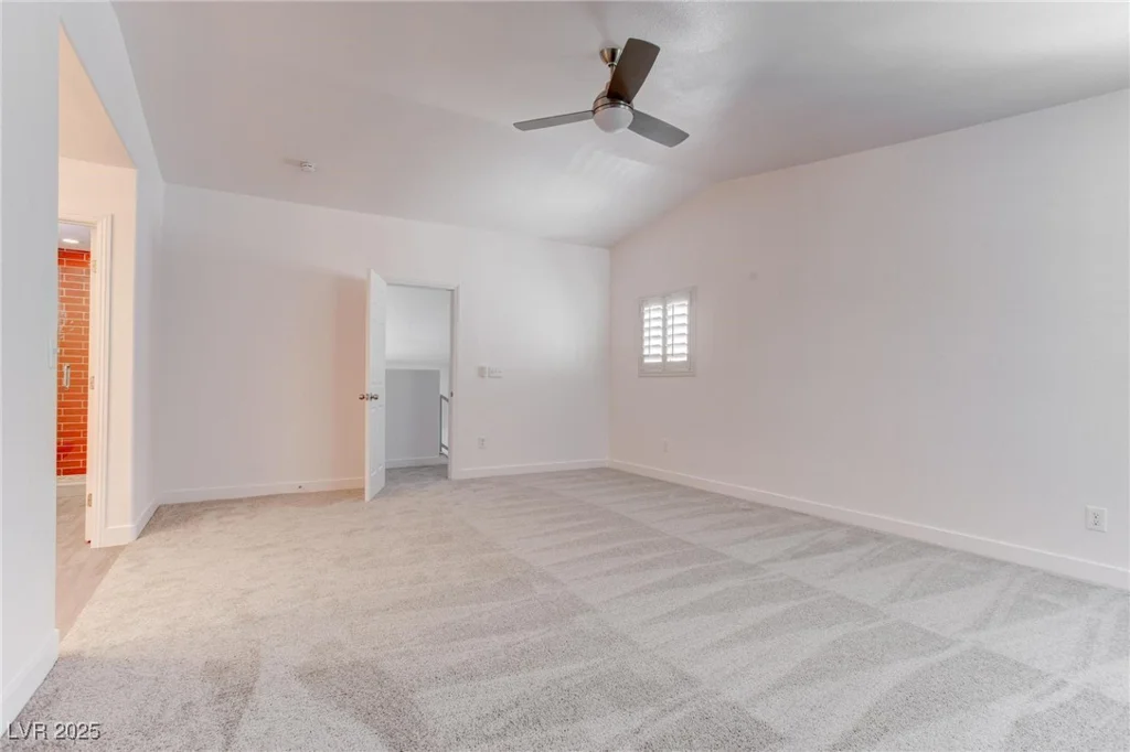 5811 Pack, Las Vegas, NV 89118
