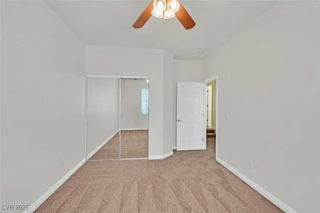 9044 Blue Raven, Las Vegas, NV 89143