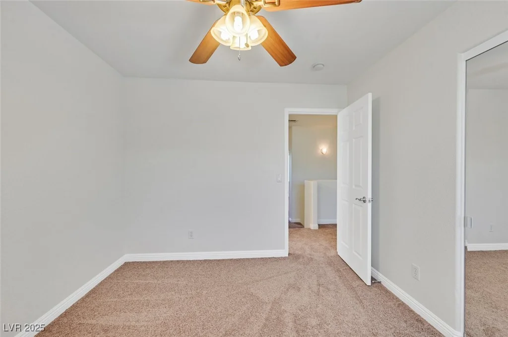 9044 Blue Raven, Las Vegas, NV 89143