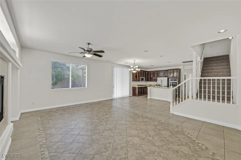 9044 Blue Raven, Las Vegas, NV 89143