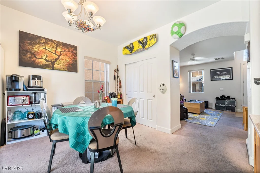 135 Manor House, Las Vegas, NV 89123