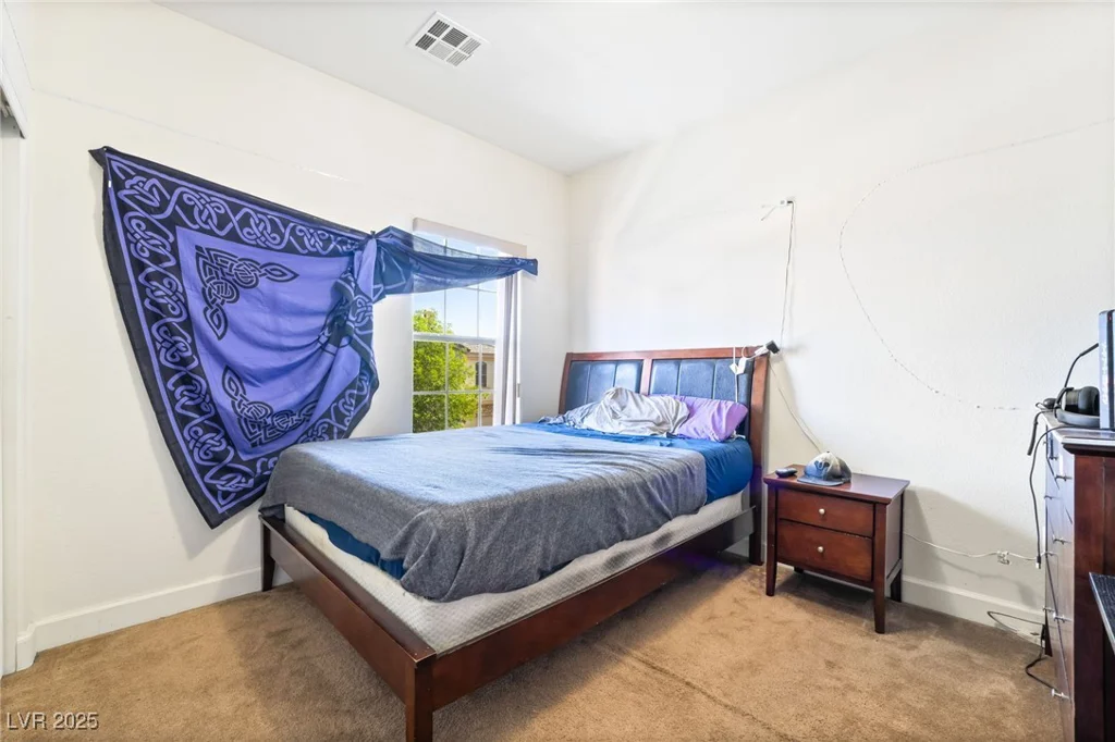 135 Manor House, Las Vegas, NV 89123