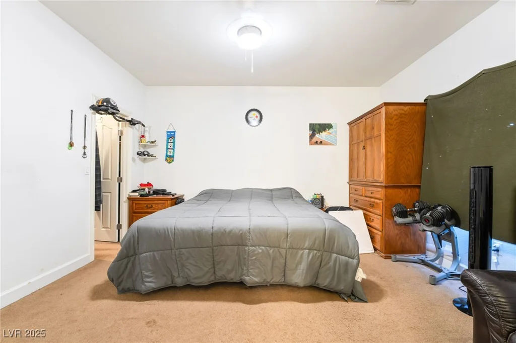 135 Manor House, Las Vegas, NV 89123