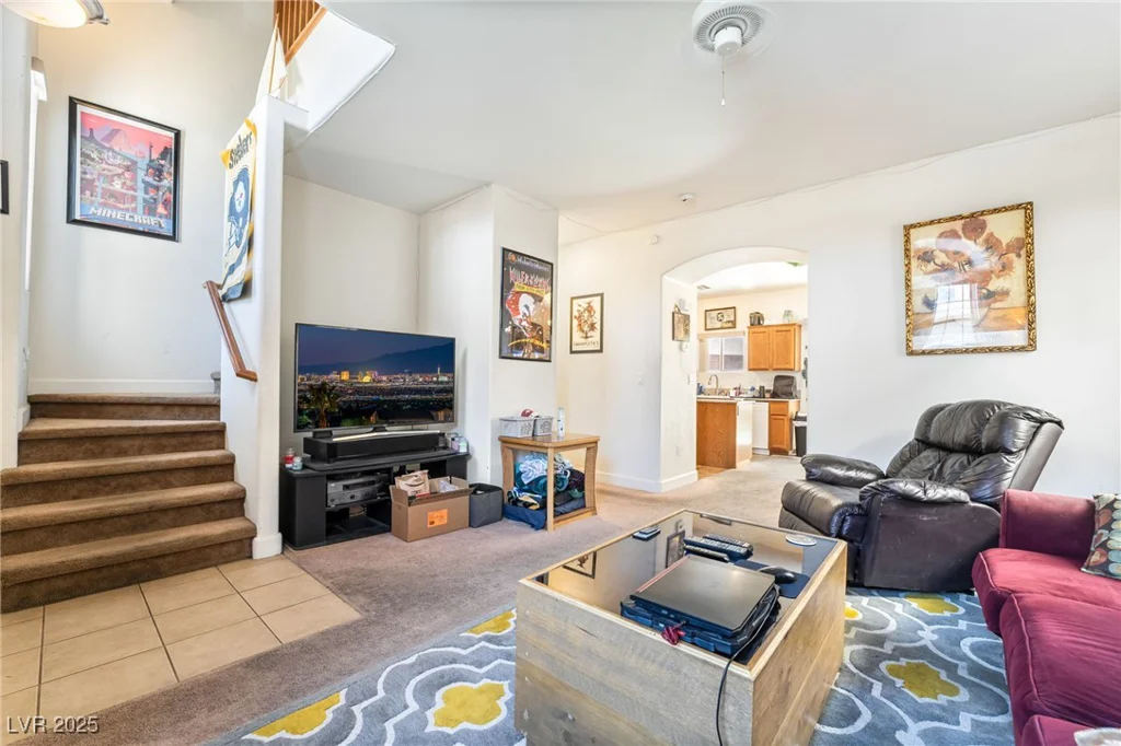 135 Manor House, Las Vegas, NV 89123