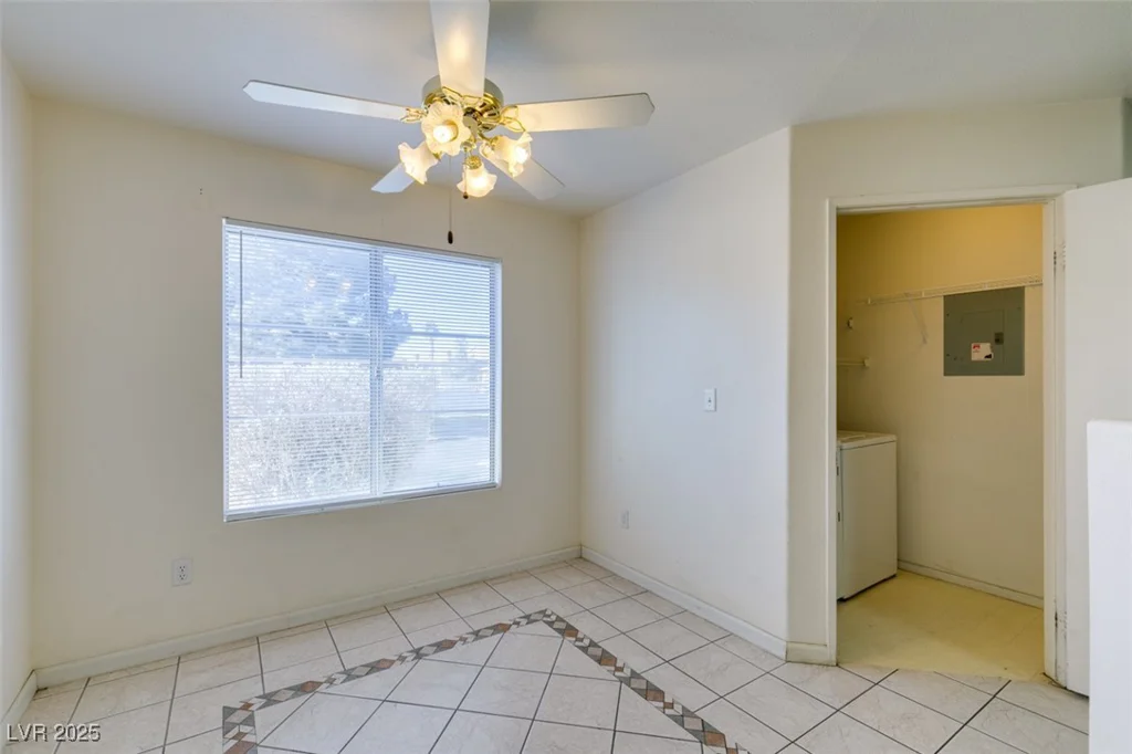 698 Racetrack, Henderson, NV 89015