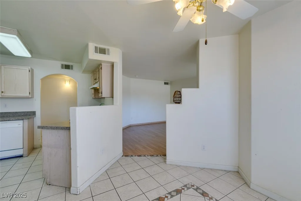 698 Racetrack, Henderson, NV 89015