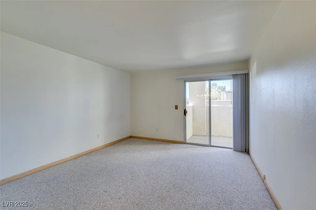 698 Racetrack, Henderson, NV 89015