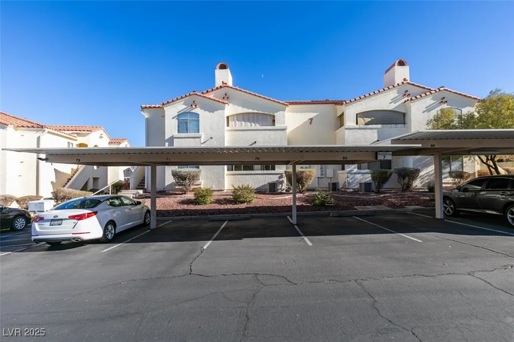 698 Racetrack, Henderson, NV 89015