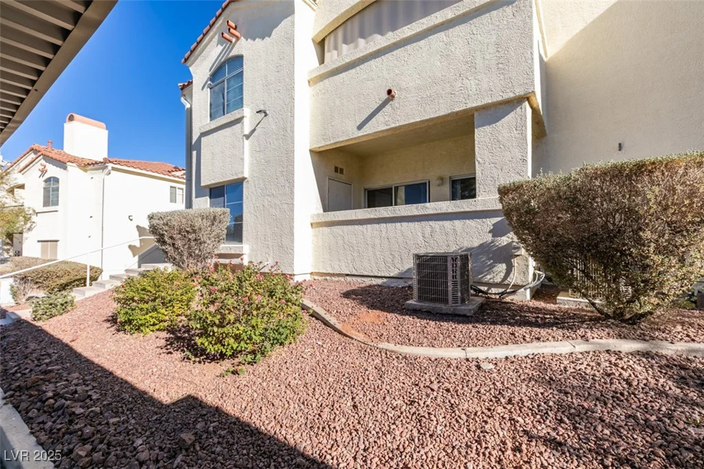 698 Racetrack, Henderson, NV 89015