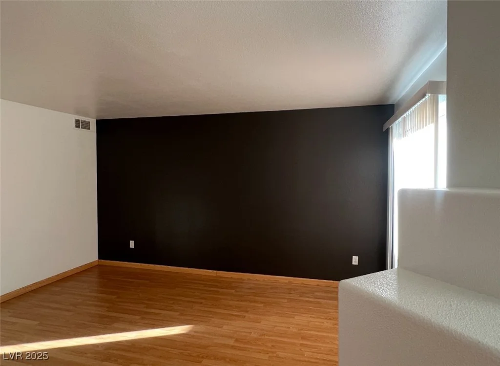 698 Racetrack, Henderson, NV 89015