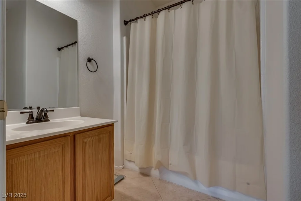 3936 Pepper Thorn, North Las Vegas, NV 89081