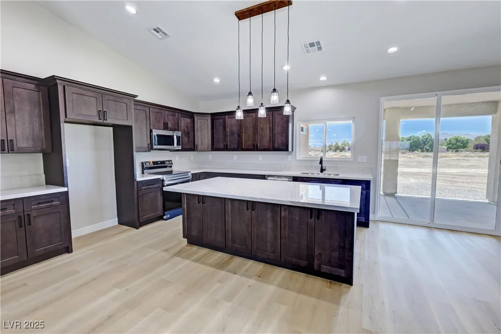 1131 Lupin, Pahrump, NV 89048