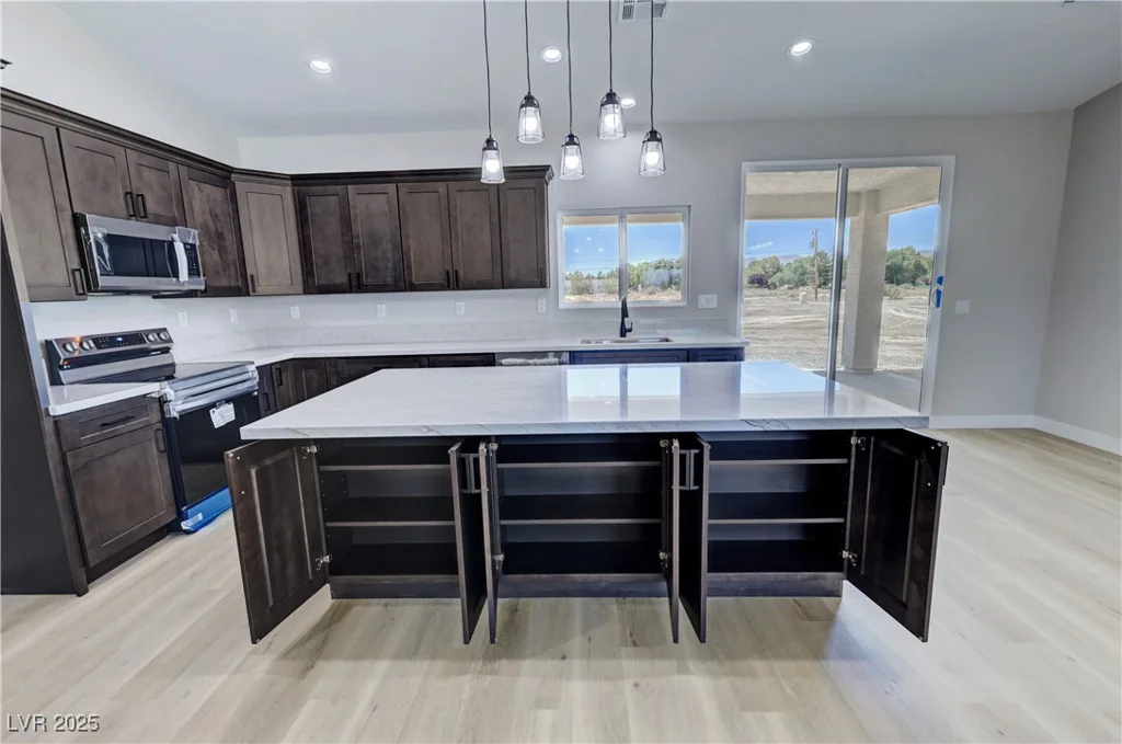 1131 Lupin, Pahrump, NV 89048