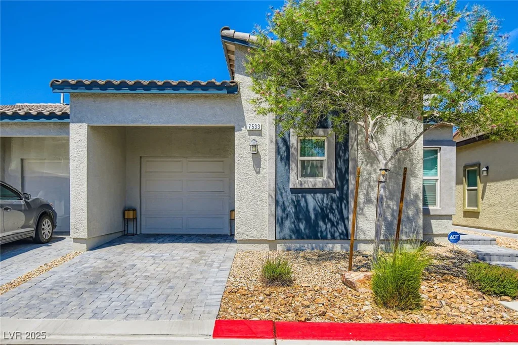 7533 Garnet Moon, North Las Vegas, NV 89084
