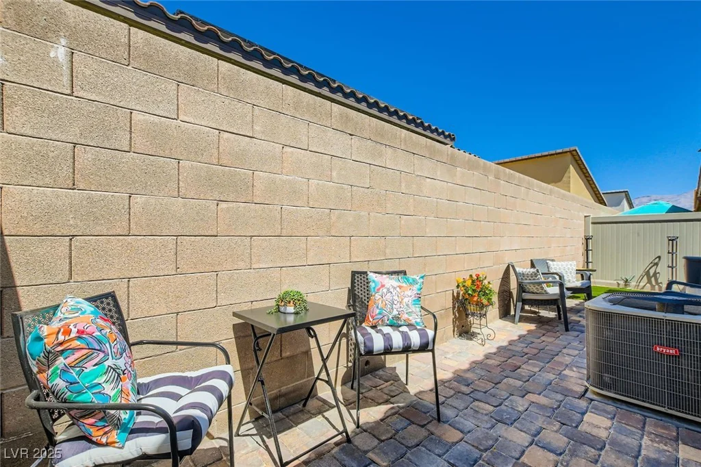 7533 Garnet Moon, North Las Vegas, NV 89084