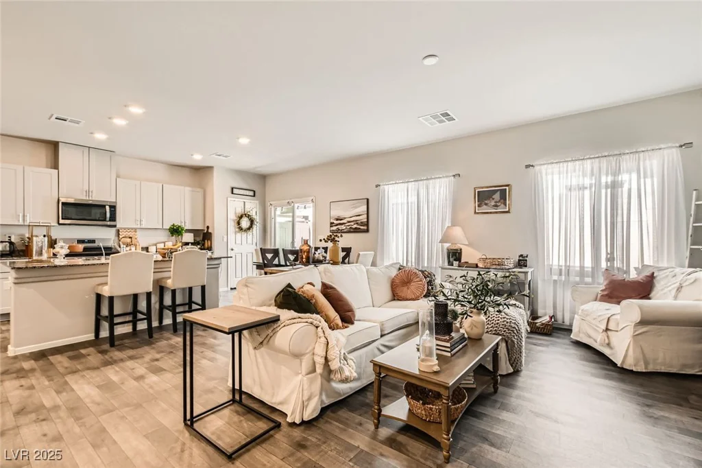 7533 Garnet Moon, North Las Vegas, NV 89084
