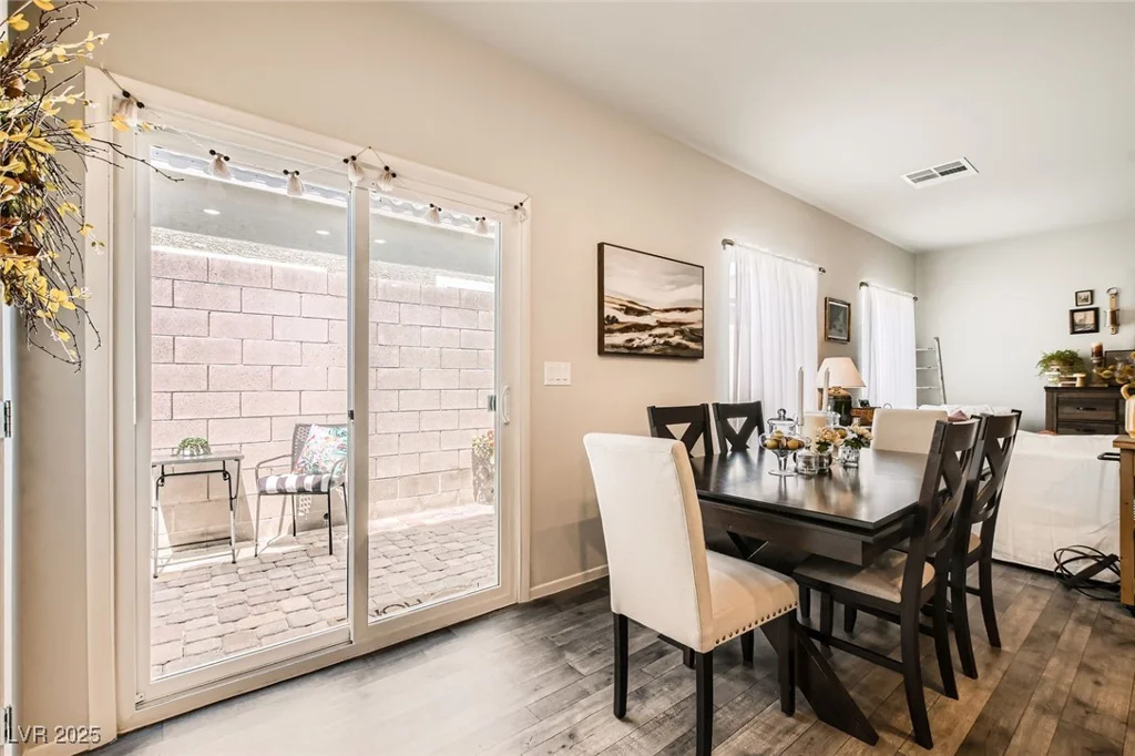 7533 Garnet Moon, North Las Vegas, NV 89084
