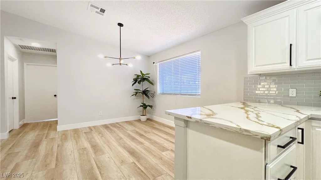 744 Hubbard, Las Vegas, NV 89110