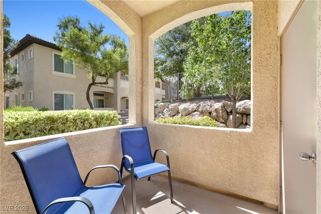 3451 Desert Cliff, Las Vegas, NV 89129
