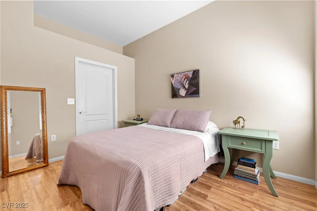 3451 Desert Cliff, Las Vegas, NV 89129