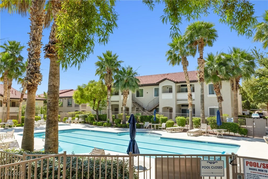 3451 Desert Cliff, Las Vegas, NV 89129