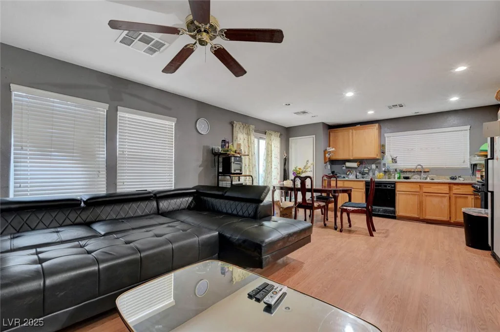 4215 Macadamia, Las Vegas, NV 89115