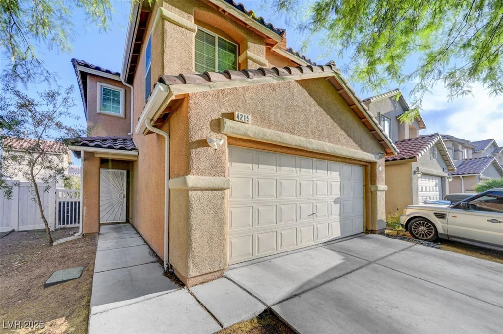 4215 Macadamia, Las Vegas, NV 89115