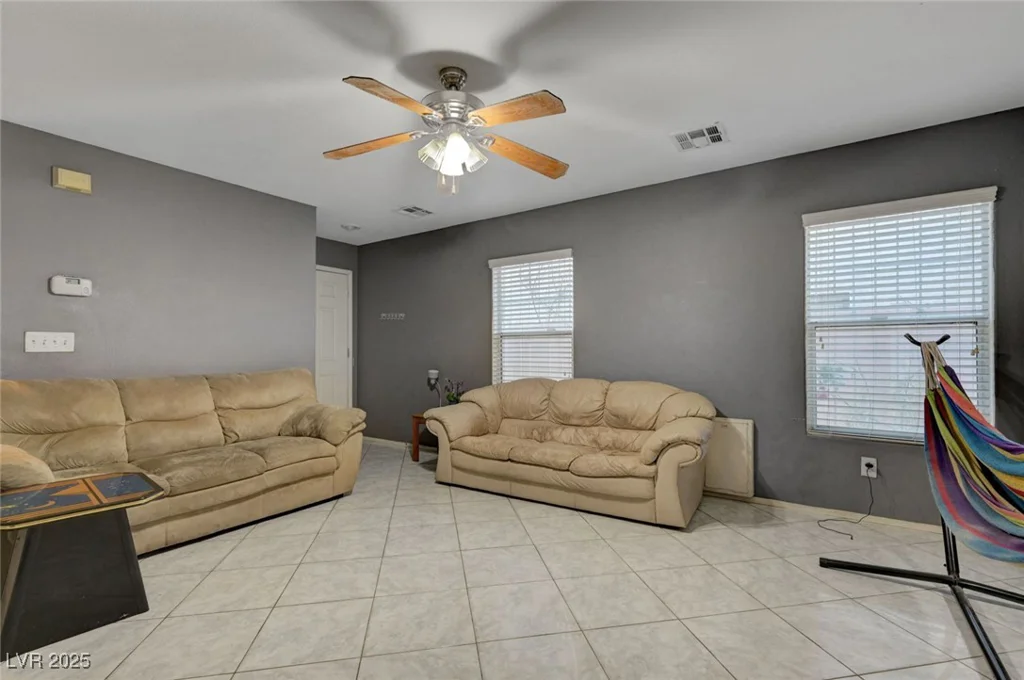 4215 Macadamia, Las Vegas, NV 89115