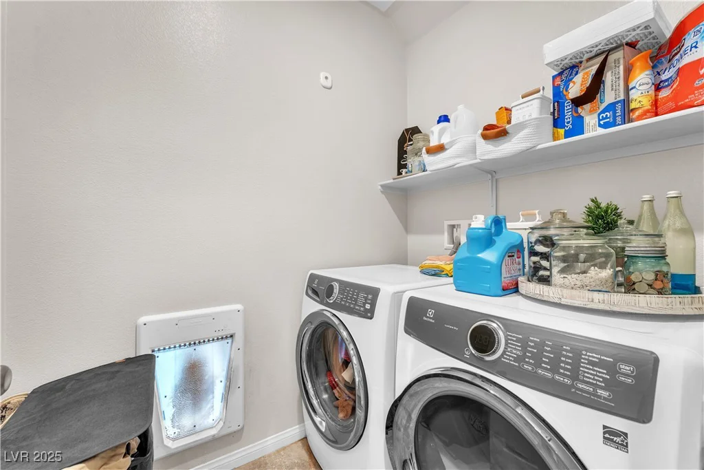 4332 Stardusk Falls, North Las Vegas, NV 89084