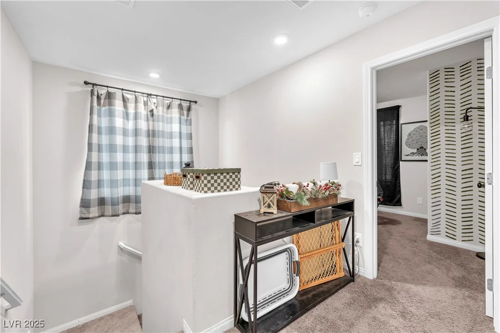 4332 Stardusk Falls, North Las Vegas, NV 89084