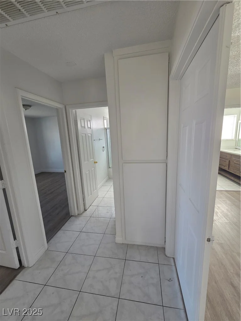 6402 Agua, Las Vegas, NV 89103