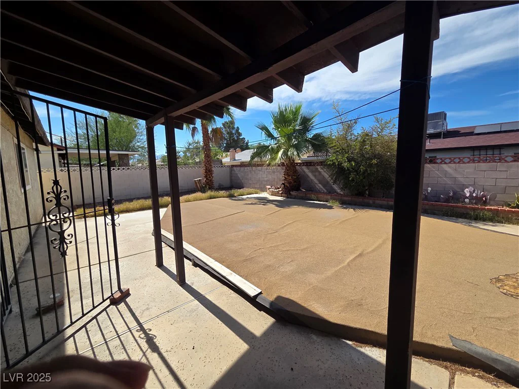6402 Agua, Las Vegas, NV 89103