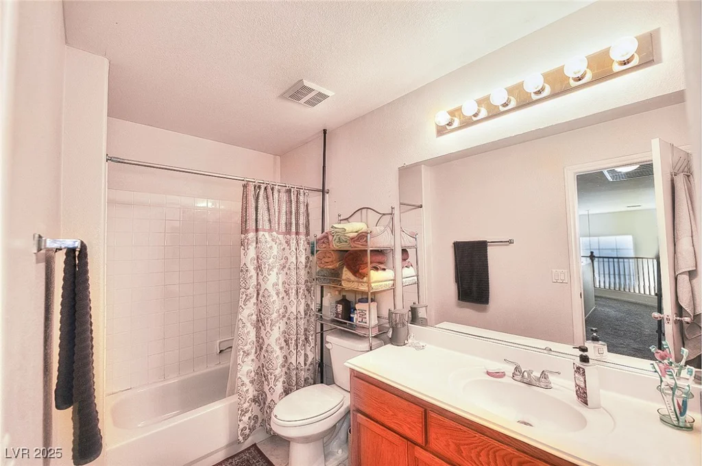 9879 Jazzy June, Las Vegas, NV 89183