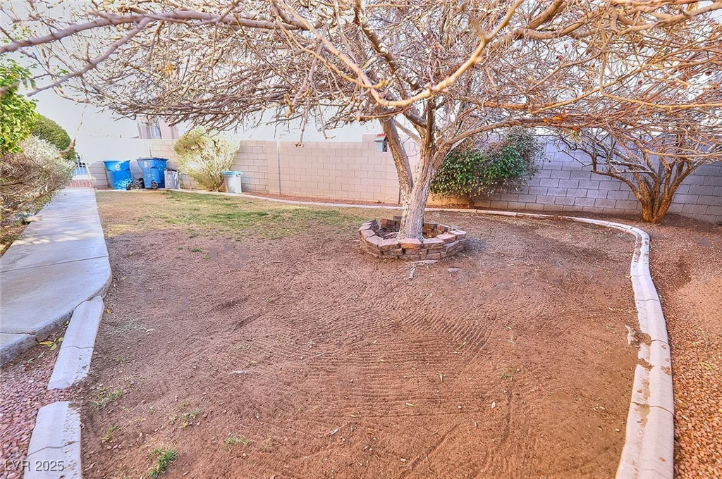 9879 Jazzy June, Las Vegas, NV 89183